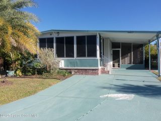 1002 Ginger Lane NW, Barefoot Bay, FL 32976