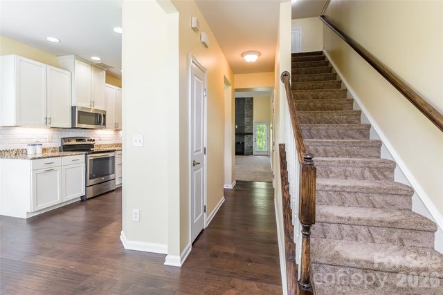 9622 Springholm Drive, Charlotte, NC 28278