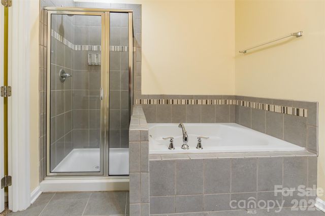 9622 Springholm Drive, Charlotte, NC 28278