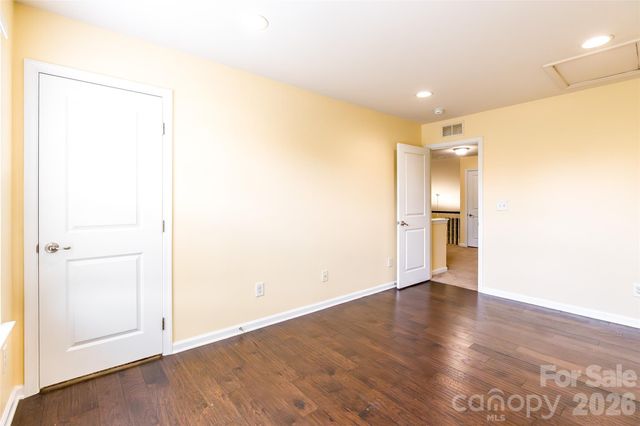 9622 Springholm Drive, Charlotte, NC 28278