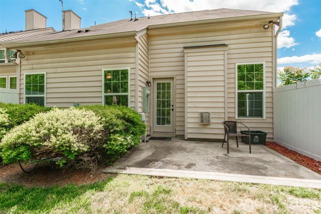 9622 Springholm Drive, Charlotte, NC 28278
