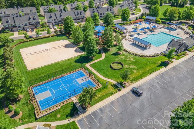 9622 Springholm Drive, Charlotte, NC 28278