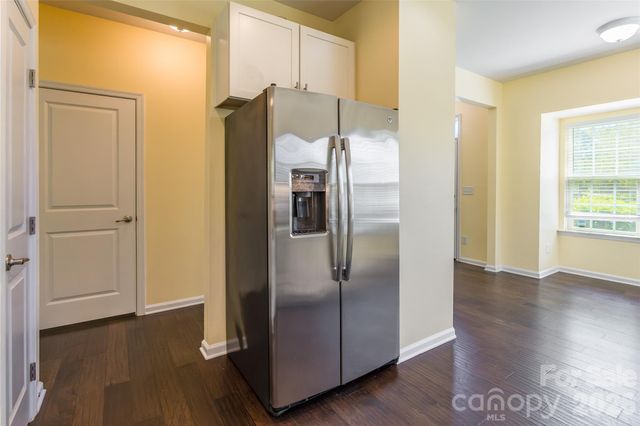 9622 Springholm Drive, Charlotte, NC 28278
