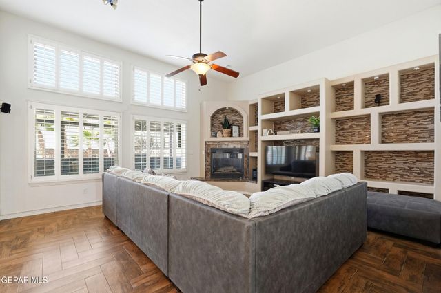 6075 LAGUNA VISTA Drive, El Paso, TX 79932