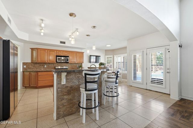 6075 LAGUNA VISTA Drive, El Paso, TX 79932