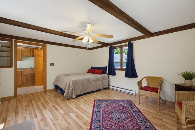 413 Goldthwaite Rd, Northbridge, MA 01588