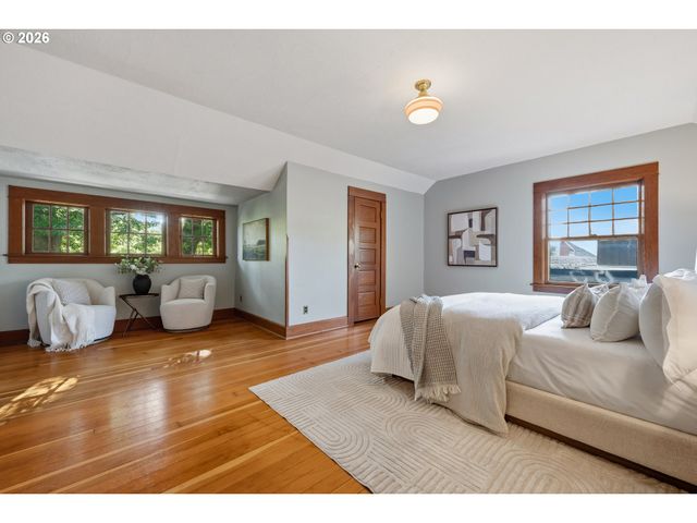 2747 Ne 15TH Ave, Portland, OR 97212