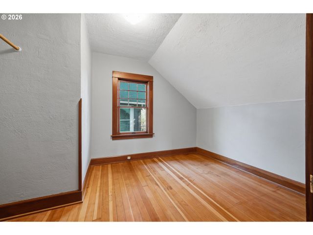 2747 Ne 15TH Ave, Portland, OR 97212