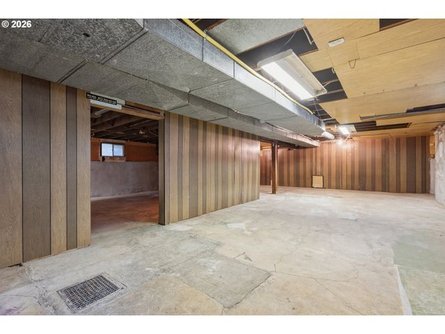 2747 Ne 15TH Ave, Portland, OR 97212