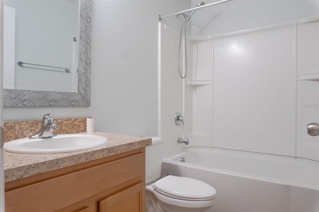 241 N ABERDEENSHIRE DRIVE, St Johns, FL 32259