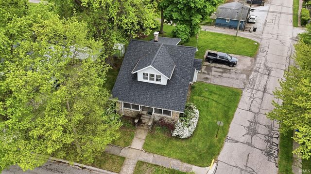 404 S Van Scoyoc Street, Avilla, IN 46710