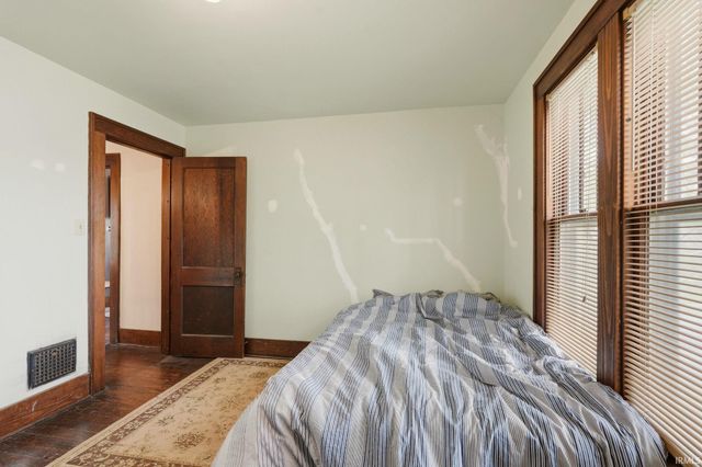 404 S Van Scoyoc Street, Avilla, IN 46710