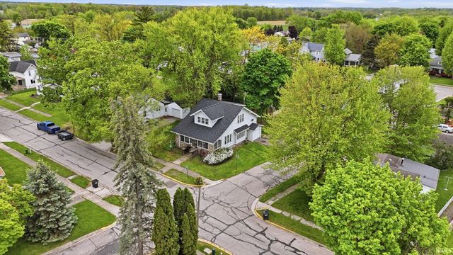 404 S Van Scoyoc Street, Avilla, IN 46710