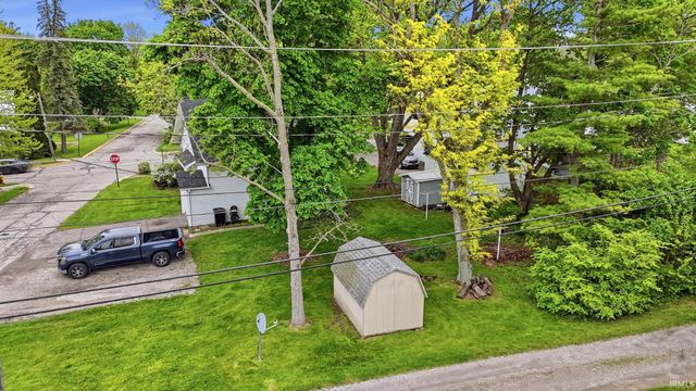 404 S Van Scoyoc Street, Avilla, IN 46710