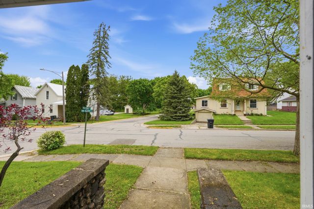 404 S Van Scoyoc Street, Avilla, IN 46710
