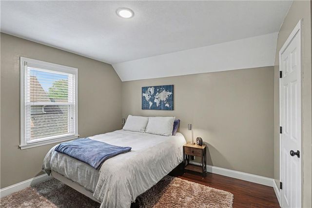 8908 LAMAR Avenue, Overland Park, KS 66207