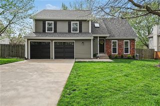 8908 LAMAR Avenue, Overland Park, KS 66207