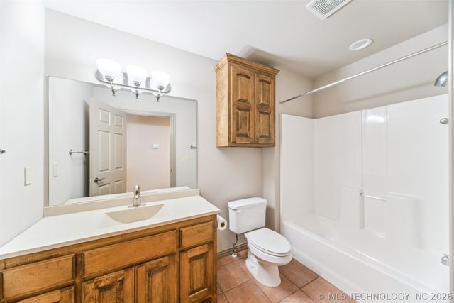 11069 S 55th Place, Sapulpa, OK 74066