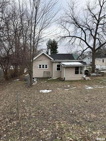 1317 E ELMHURST Avenue, Peoria, IL 61603