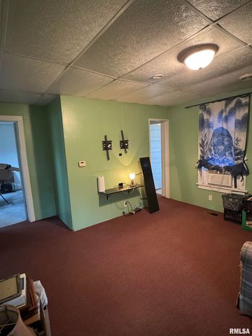 1317 E ELMHURST Avenue, Peoria, IL 61603