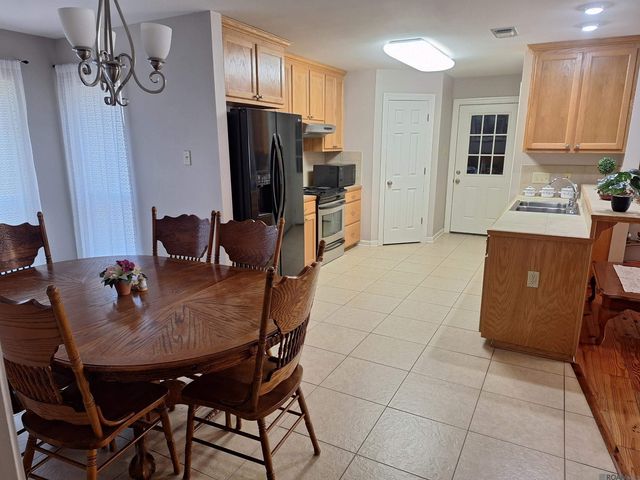 11230 Toler St, Clinton, LA 70722