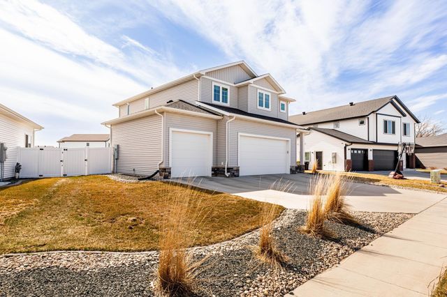 5488 11th Street W, West Fargo, ND 58078