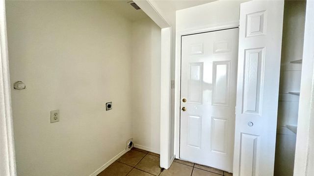 4503 Fortuna Street, Fort Worth, TX 76119