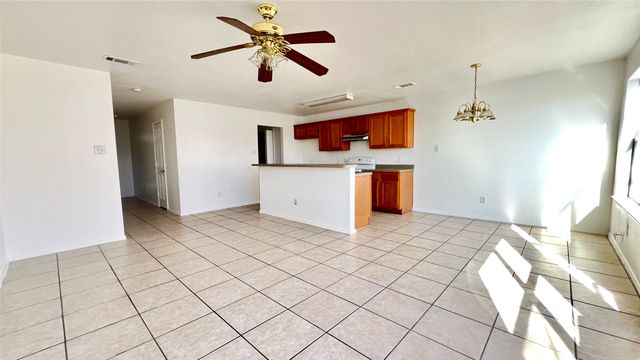 4503 Fortuna Street, Fort Worth, TX 76119