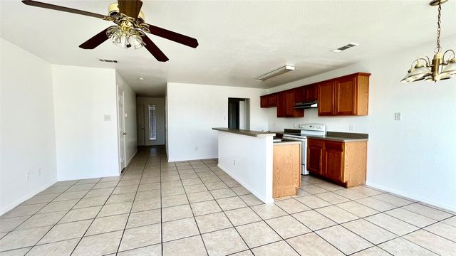 4503 Fortuna Street, Fort Worth, TX 76119
