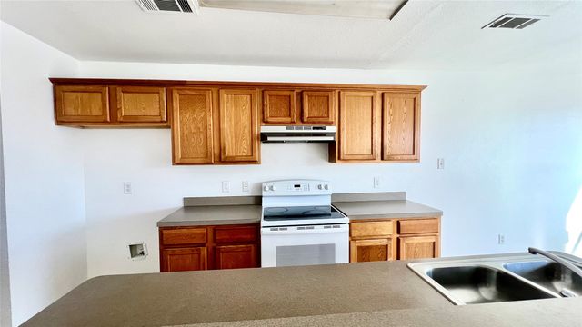 4503 Fortuna Street, Fort Worth, TX 76119