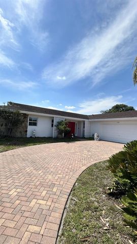 5728 S Bayberry Lane, Tamarac, FL 33319