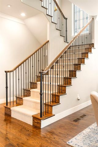 136 Magnolia Street, Denver, CO 80220