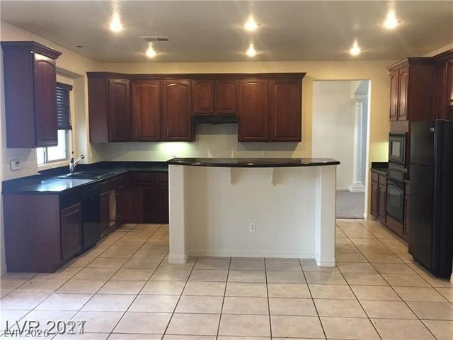 206 Valerian Street, Henderson, NV 89015