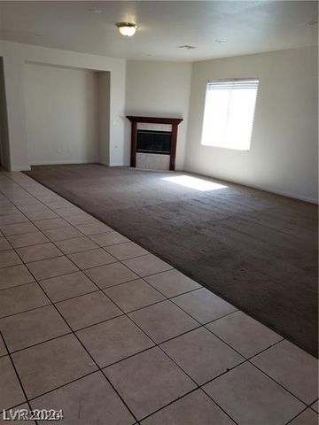 206 Valerian Street, Henderson, NV 89015