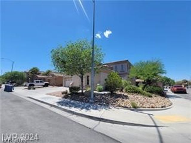 206 Valerian Street, Henderson, NV 89015