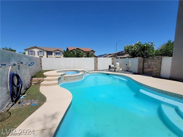 206 Valerian Street, Henderson, NV 89015