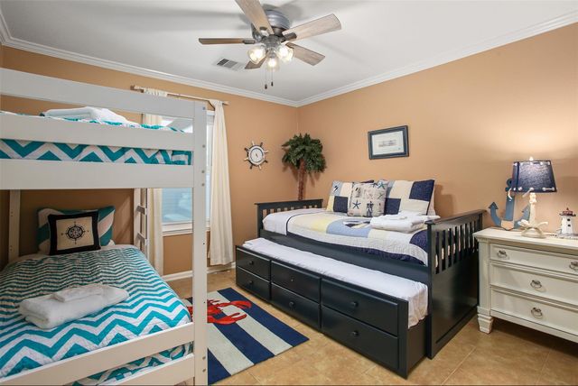 23171 Fresca Street, Galveston, TX 77554