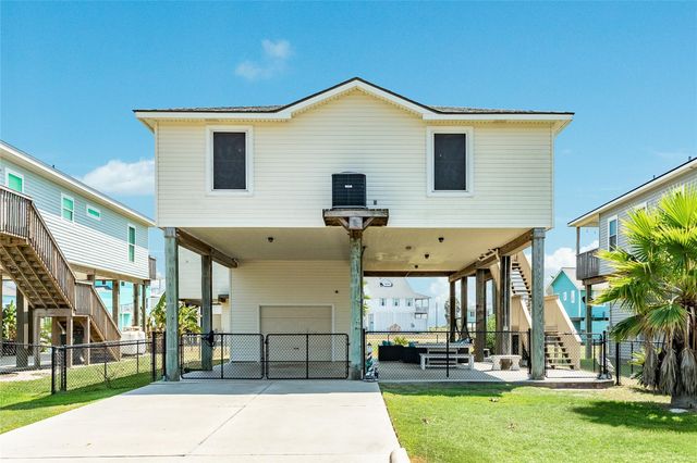 23171 Fresca Street, Galveston, TX 77554