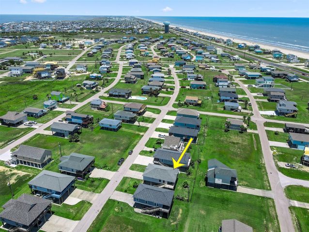 23171 Fresca Street, Galveston, TX 77554