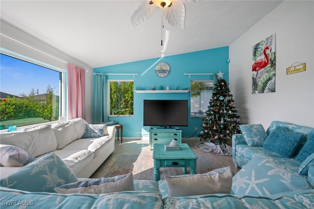 1408 SW 23rd ST, Cape Coral, FL 33991