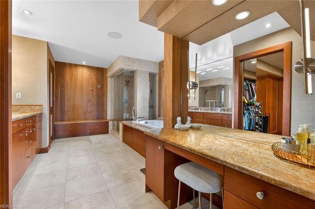 2232 Sandpiper RD, Virginia Beach, VA 23456