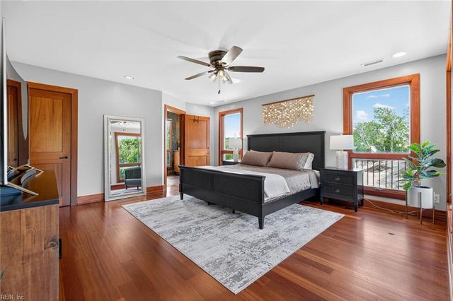 2232 Sandpiper RD, Virginia Beach, VA 23456
