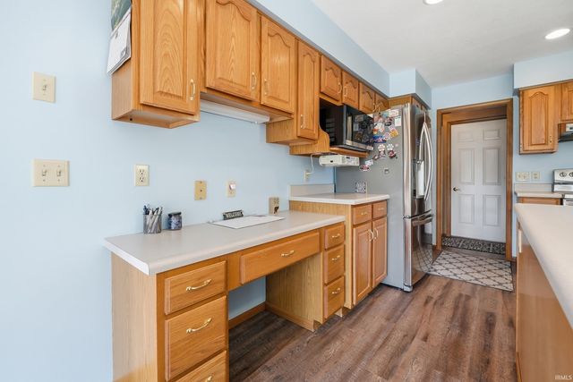415 Ridge Hill Place, Fort Wayne, IN 46804