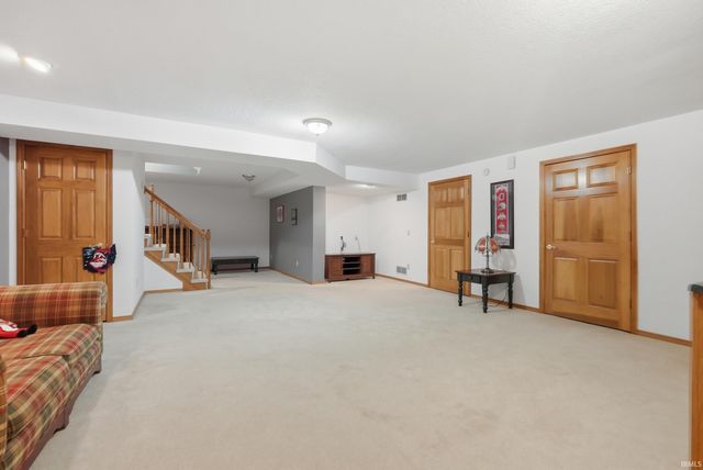415 Ridge Hill Place, Fort Wayne, IN 46804