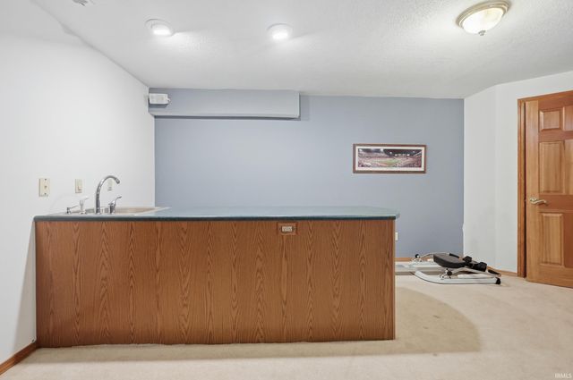 415 Ridge Hill Place, Fort Wayne, IN 46804