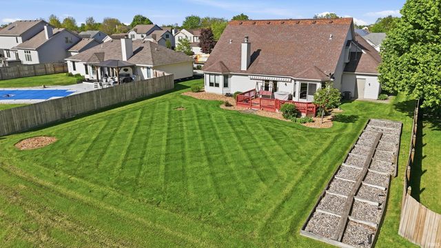 415 Ridge Hill Place, Fort Wayne, IN 46804