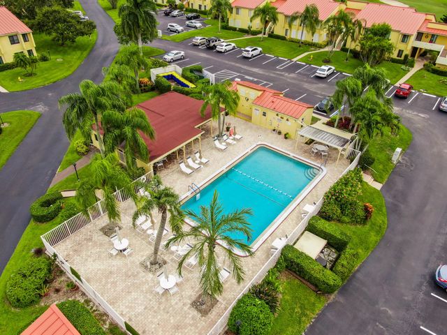 5363 SE Miles Grant Road 106, Stuart, FL 34997