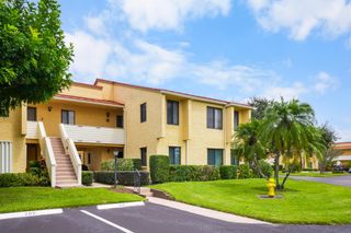 5363 SE Miles Grant Road 106, Stuart, FL 34997