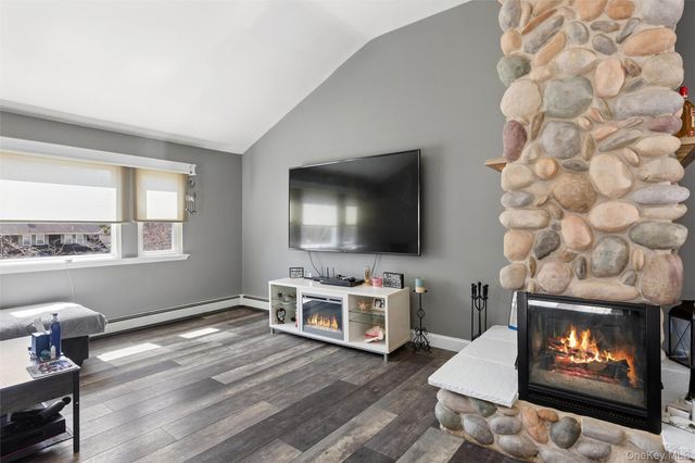 23 Southfield Road, Middle Island, NY 11953