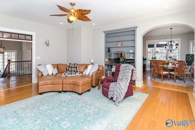 305 Boulder Trail, Gurley, AL 35748